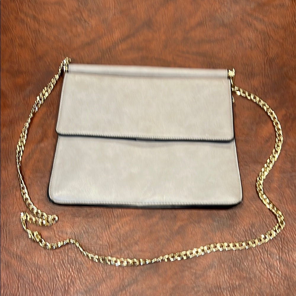 Elegant Cream Chain Shoulder Bag